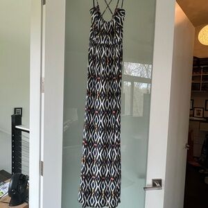 Elegant Geometric Maxi Dress